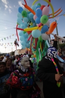 Jueves 22 de enero del 2015. Suchiapa. La Viejada de San Sebastián. Los danzantes tradicionales de esta comunidad de la depresión central del estado de Chiapa, bailan en las calles haciendo sátira de personajes públicos, vestidos como mujeres y mezclándos