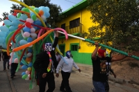 Jueves 22 de enero del 2015. Suchiapa. La Viejada de San Sebastián. Los danzantes tradicionales de esta comunidad de la depresión central del estado de Chiapa, bailan en las calles haciendo sátira de personajes públicos, vestidos como mujeres y mezclándos