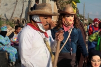 Lunes 22 de enero del 2018. Suchiapa. La danza de La Viejada se ha ido transformando durante los últimos años pero aún es posible observar a los personajes tradicionales vestidos a la usanza indí­gena y con máscaras de cuero crudo durante las festivid