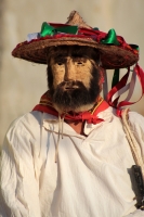Lunes 22 de enero del 2018. Suchiapa. La danza de La Viejada se ha ido transformando durante los últimos años pero aún es posible observar a los personajes tradicionales vestidos a la usanza indí­gena y con máscaras de cuero crudo durante las festivid