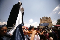 Especial / Viernes Santo en San Cristóbal / Habitantes del Barrio de Mexicanos y  en la comunidad San Felipe Ecatepec en la ciudad de San Cristóbal de las Casas realizan las representaciones tradicionales de Cristo en la Cruz, esta tarde en la zona altos 