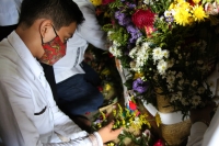20210114. Tuxtla g. La importancia de las flores en los rituales Zoques. La bajada de las Vírgenes de Copoya. Virgen del Rosario.