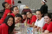 Lunes 20 de septiembre. Las seleccionadas de Argentina se preparan este medio día para participar en el Torneo final del Campeonato Internacional de voleo bol que se realizara en la ciudad de Tuxtla Gutiérrez, Chiapas. (En las imágenes Rojo-México, Azul-A