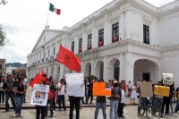 Sábado 2 de septiembre del 2012. San Cristóbal de las Casas, Chiapas. Manifestantes coletos realizan un mitin en contra de la imposición presidencial en México.