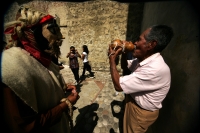 Especial domingo 14 de febrero. Las fiestas del Carnaval de los indígenas Zoques de de la depresión central de Chiapas, se realiza con algarabía y danzas tradicionales como sucede este día en la comunidad Copainala donde se lleva a cabo la Danza del Weya-