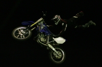 Domingo 24 de octubre. Especial de motos. Los motociclistas extremos presentan el espectáculo X-Pilots y de Free Style Moto Show la noche de este sábado en el autodromo Chiapas.