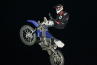 Domingo 24 de octubre. Especial de motos. Los motociclistas extremos presentan el espectáculo X-Pilots y de Free Style Moto Show la noche de este sábado en el autodromo Chiapas.