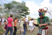 Indígenas Mayas y Zoques realizan un ceremonial de danza pre hispánica en las ruinas arqueológicas de la comunidad Chiapa de Corzo para celebrar la entrada de la primavera
