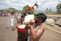 Indígenas Mayas y Zoques realizan un ceremonial de danza pre hispánica en las ruinas arqueológicas de la comunidad Chiapa de Corzo para celebrar la entrada de la primavera