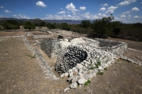 Viernes 21 de febrero del 2014. Chiapa de Corzo. La Zona de vestigios arqueológicos conocido como Yoqui en la cultura Zoque y posteriormente como Socton Nandalumi en lengua chiapaneca tiene una datación entre los años 1500 y 1200 AC y según los estudiosos