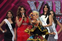 Miércoles 22 de agosto del 2012. Tuxtla Gutiérrez, Chiapas. Esta tarde se llevó a cabo la grabación del programa televisivo Una Noche Con Yuri donde presenta los premios especiales del Concurso Nuestra Belleza 2012.