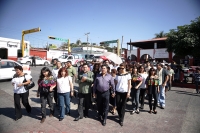Jueves 30 de diciembre.  Las cenizas del Marimbista Zeferino Nandayapa reciben el homenaje de su pueblo Chiapa de Corzo donde recorre las calles y son saludadas desde la plaza de armas por parte de las autoridades tradicionales y personajes distinguidos d