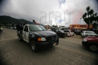 Continúan en calma la participación de los pueblos indÃgenas de la zona altos del estado, en la comunidad Nachig del municipio de Zinacantan se observa una fuerte participación de las mujeres mientras que elementos de la policÃa estatal refuerzan el trans Continúan en calma la participación de los pueblos indÃgenas de la zona altos del estado, en la comunidad Nachig del municipio de Zinacantan se observa una fuerte participación de las mujeres mientras que elementos de la policÃa estatal refuerzan el trans