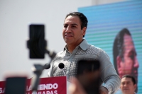 20240317. Tuxtla. Eduardo Ramírez de la coalición Juntos Haremos Historia en Chiapas hace su registro ante el IEPC-Chiapas como candidato a la gubernatura de este estado del sureste de México.