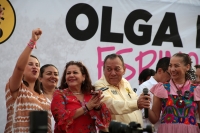 20230320. Tuxtla. Olga Luz Espinosa Morales recibe su constancia de inscripción al proceso electoral para buscar la candidatura de Chiapas por los partidos PAN PRD y PRI