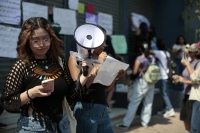 2026.0412. Tuxtla. Estudiantes de las diferentes facultades dela UNICACH se manifiestan en contra del acoso de maestros en esta universidad de Chiapas.