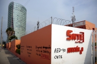 20250603. Tuxtla. AED de la Sección 40 de los maestros realiza pintas en el edificio de esta seccional en la capital del estado de Chiapas.