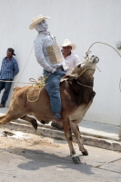 20260404. Berriozábal. La Monta y quema de los judíos este Sábado de Gloria en el Barrio El Mirador.