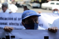 20260329. Tuxtla. Pensionados de CFE protestan por las reformas al artículo 127 constitucional.