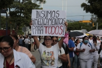 Trabajadores de IMSS de Chiapas marchan esta tarde en apoyo al movimiento nacional y anuncian nuevas movilizaciones.