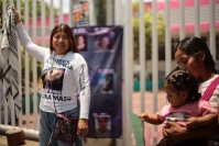 20260724. Tuxtla. Durante las protestas por el cumpleaños de la niña de 13 años, quien fuera encontrada muerta en las instalaciones del INDEPORTE de Chiapas en el año 2020.