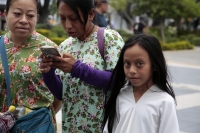 20250819. Familias de lacandones piden la liberación de sus presos esta mañana en la plaza central de Tuxtla Gutiérrez