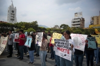 202510115. Tuxtla. Continúan las protestas y manifestaciones de las Madres Buscadores de Chiapas acompañadas de los Normalistas de la ERN Mactumatza. 202510115. Tuxtla. Continúan las protestas y manifestaciones de las Madres Buscadores de Chiapas acompañadas de los Normalistas de la ERN Mactumatza.