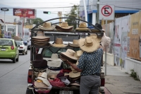 20251115. Tuxtla. La Marcha del Sombrero o Generación Z este medio día desde el parque Morelos-Bicentenario al Congreso de Chiapas.