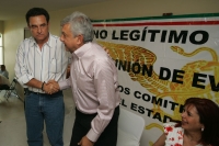 Tuxtla Gutiérrez, 1 de diciembre. Andrés Manuel López Obrador durante al reunión que sostiene con simpatizantes en la 3era reunión de evaluación de los comités municipales del Gobierno Legitimo y del Nuevo Proyecto Alternativo de Nación