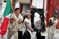 Guadalupanos Chamulas en la carretera vieja de Sancris