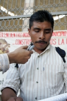 Tuxtla Gutiérrez. 7 de diciembre. La Organización Sek´lumal Indigena´Getik Coordinadora Regional en la Defensa de los Derechos en los Pueblos Indígenas se manifestó este medio día en el congreso del estado para dar a conocer las demandas de carácter socia